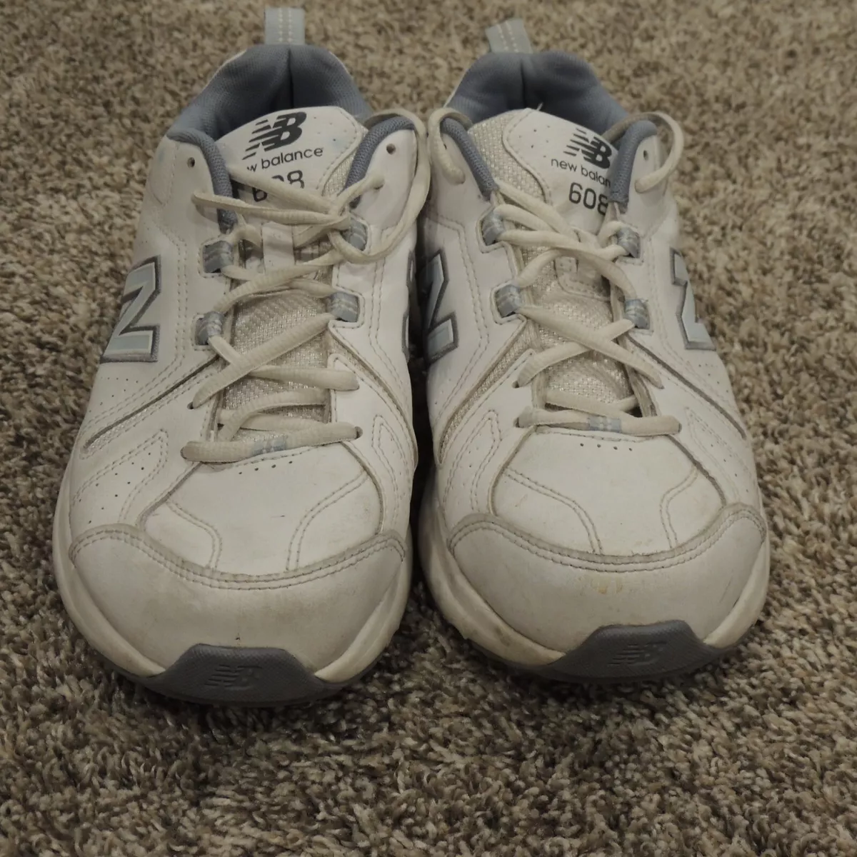 New balance hotsell 608 running shoe