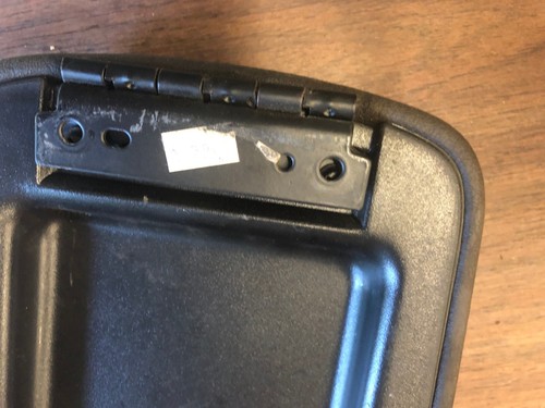 99 1999 Jeep Cherokee XJ center console arm rest lid - Picture 5 of 8
