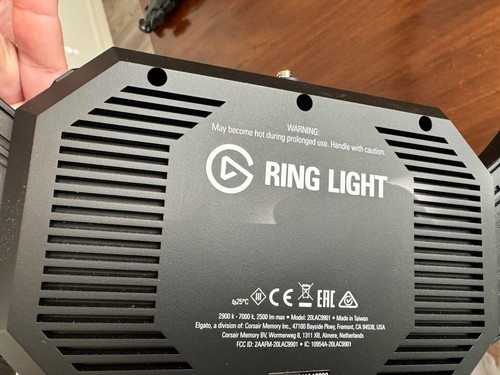 Elgato Ringlight LED 2500 Lumens Model:20lac9901 Dimmable Desk Mount - Picture 3 of 3