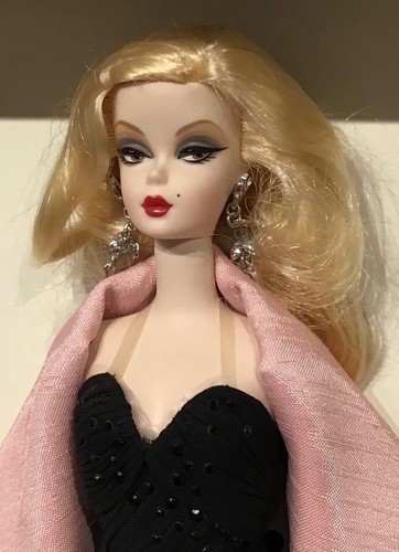 2009 Silkstone Stunning in the Spotlight Barbie doll NRFB Fashion Model - Imagen 4 de 12