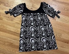 Y2KCandies Black White Dress Midi Stretch Geometric Short Sleeves Womens Size M