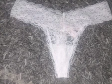 Vs floral Lace Thong NEW SIZE Medium White