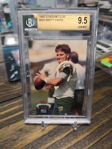 1992 Stadium Club #683 Brett Favre HOF RC Rookie Packers LEGEND BGS 9.5 w/10 Sub
