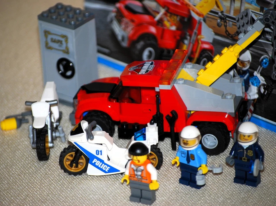 LEGO City 60137 Tow Truck Trouble, Foto 3 von 3