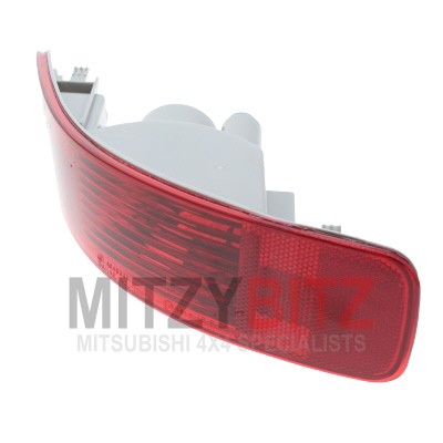Rear Tail Fog Light Left for Mitsubishi OUTLANDER CW8W MK2 2.0 DiD - Picture 4 of 10