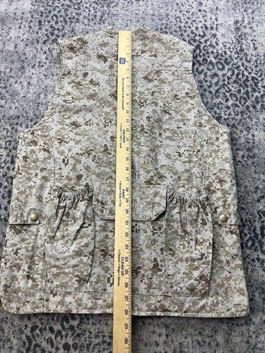 5.11 Tactical Vest 80001 Mens Size S Small Digital Tan Desert Camo - Picture 14 of 15