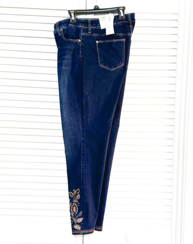 Chico's Jeans -Girlfriend Slim Ankle- Chico's size 1.5 (10) -Embellishments- NEW