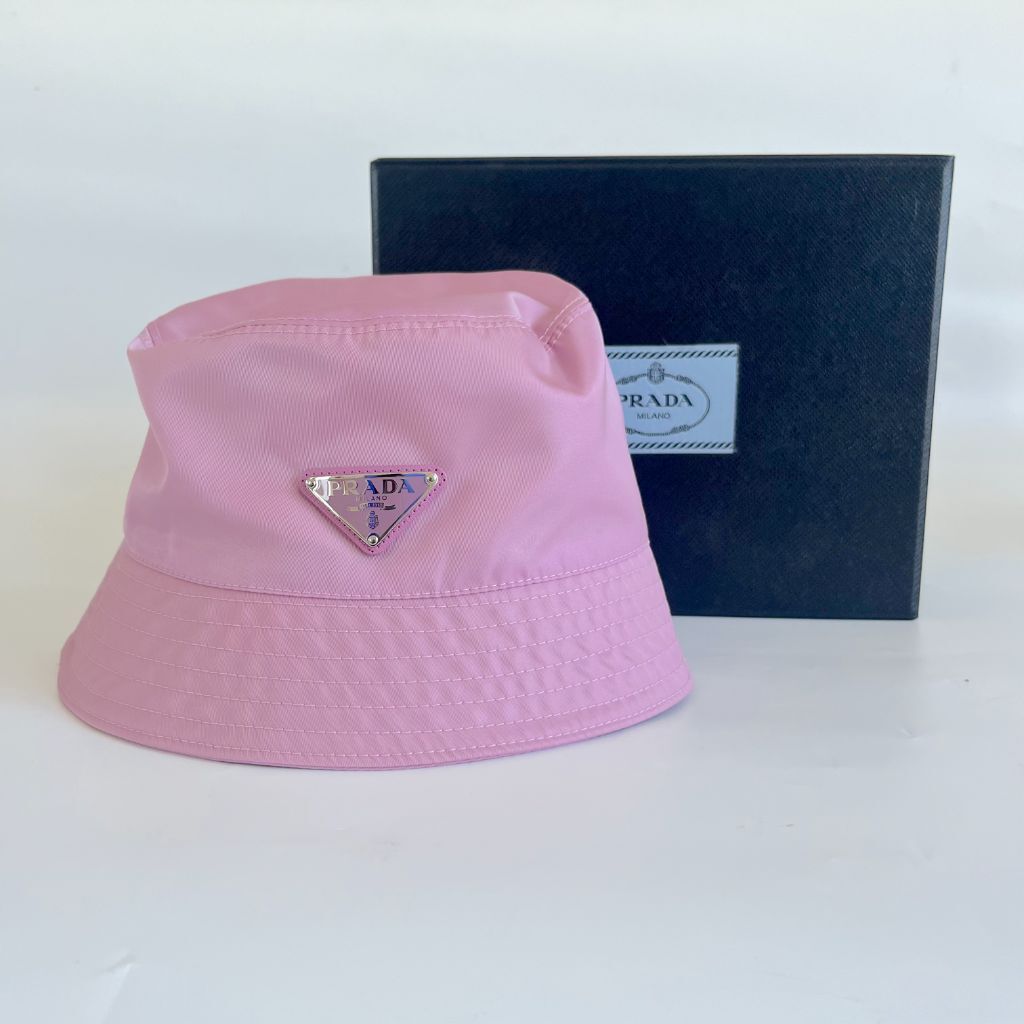 【送料&関税込】Prada Pink Nylon Bucket Bag Prada // Pink Nylon Tessuto Bucket Bag – VSP Consignment