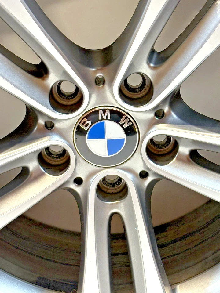 2012-2020 宝马 F30 335i 320i 328i 428i 435i 440i 车轮 18 英寸轮辋原始设备制造商 — 第 2/4 张图片