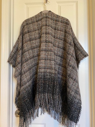Cejon Pashmina/Shawl/Wrap Boucle Fringed Gray Plaid 63'' x 21'' - Picture 2 of 9