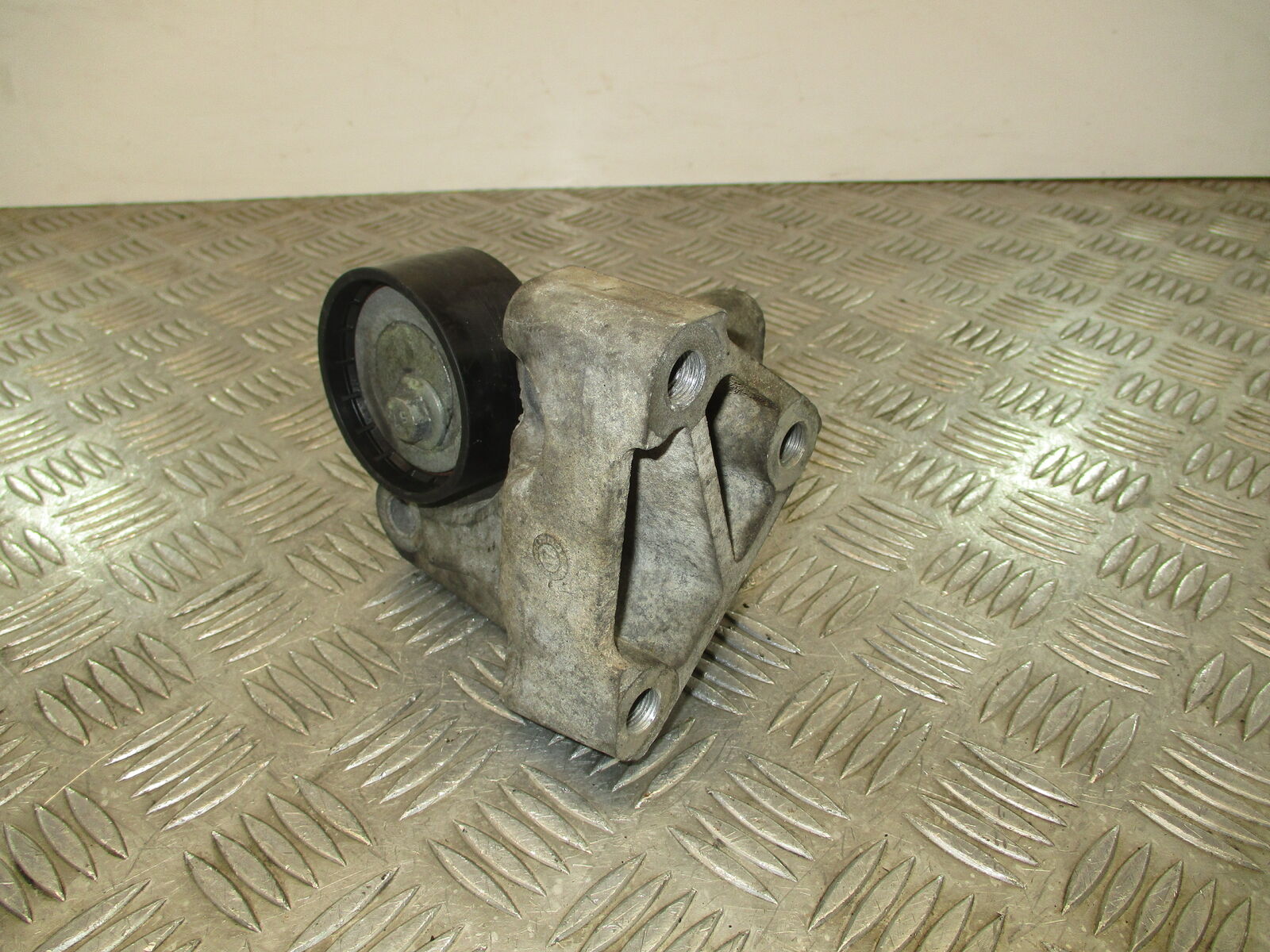 Picture 4 of 8