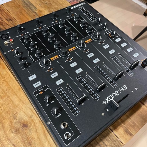 Allen & Heath Xone:43 4+1 Channel Analogue Mixer Confirmed Operation Free Ship - Picture 4 of 4