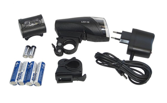 B /& M Chargeur pour Batterie Front Luminaire Ixon et Ixon IQ