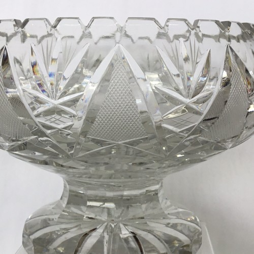 Vtg Brilliant Crystal Bowl 8.5" Wide Pedestal Hand Cut Glass Centerpiece Console - Picture 9 of 12