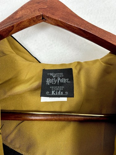 The Wizarding World Of Harry Potter Universal Studios Hufflepuff Robe Kids XXXS - Afbeelding 4 van 6
