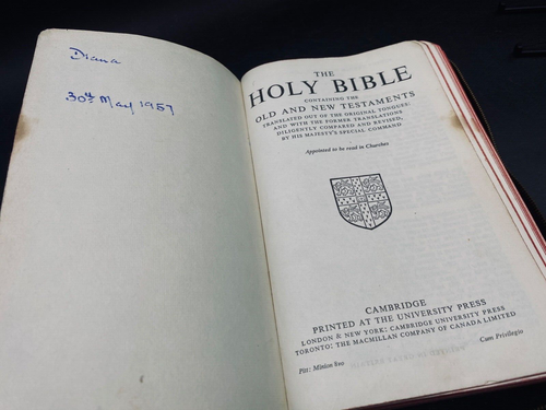 Bible Leather Zip Cover KJV 5" x 7" c. 1957 Red Paper Edge Colour Maps & Plates - Picture 3 of 16