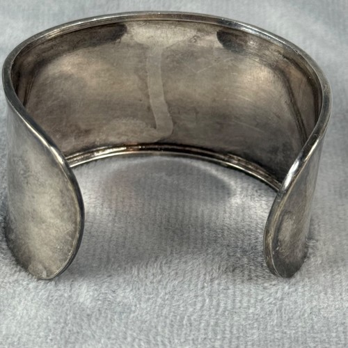Bracciale vintage in metallo tono argento con design monogramma INCISO presente - Foto 7 di 21