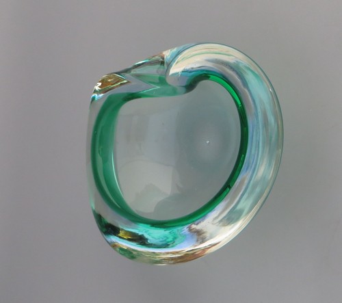 Murano Geode Clear & Green Sommerso Glass Kidney Bowl 14cm by 10.5cm - Picture 5 of 9