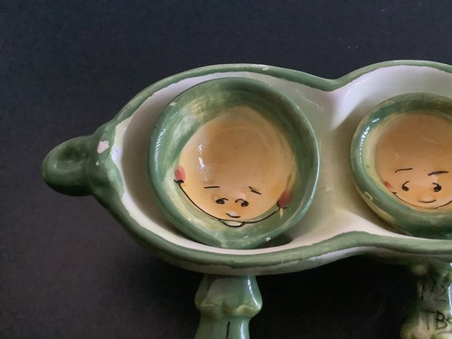 RARE Vintage PEAS IN A POD Measuring Spoons - Anthropomorphic - Picture 6 of 8