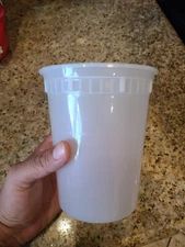 32 oz Plastic Round Deli Soup Containers with Lids – BPA-Free Freezer Safe 96/PK