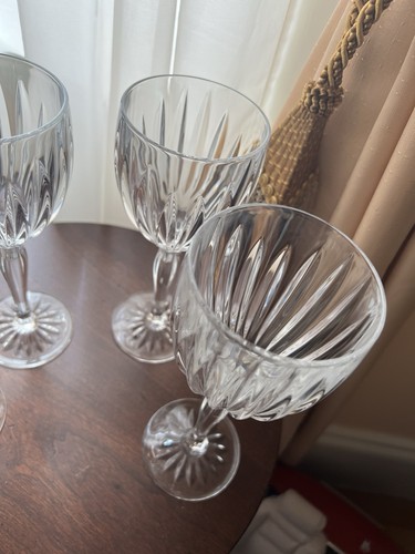 Cristal D'Arques Durand Water Wine Goblet Set Of 4 - Picture 4 of 12