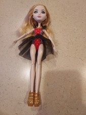 Ever After High Mirror Beach Near Complete Apple White Doll
