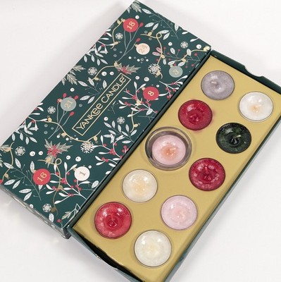 Yankee Candle Geschenkset Weihnachten 10 Duftteelichter + 1 Halter 