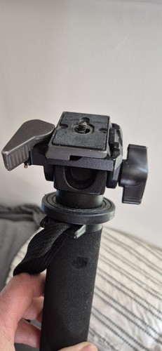 Calumet CK7108 Monopod - 5.10" tall with Manfrotto 234RC quick release head - Picture 4 of 8