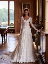 Full Lace A-line Wedding Dress Modest Long Sleeve Bridal Gown Dreamy Sweetheart