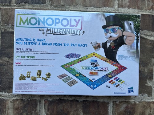 Hasbro Monopoly für Millennials Brettspiel - Brandneu & Versiegelt - Bild 2 von 2