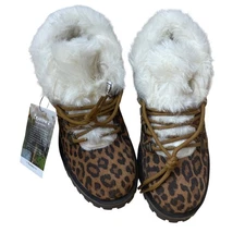 Bearpaw Women's Size 6 Leopard Print Faux Fur Trim Winter Snow Boots NWT