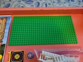 Lego 7418, Orient Expedition: Scorpion Palace - all figures, no game cards, READ
