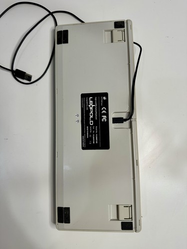 Leopold FC200RT White/Black PD 65% Double Shot PBT Mechanical Keyboard - Picture 3 of 4