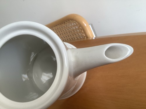 Portmeirion Femme by Ella Doran 1.5pt Beverage Server / Coffee Pot H8.5” Unused - Picture 9 of 12