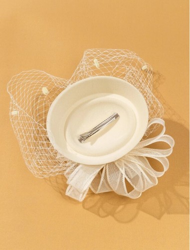 Fascinator Bridal Veil Hat with Alligator Hair Clip in 2 Colors - Picture 21 of 25