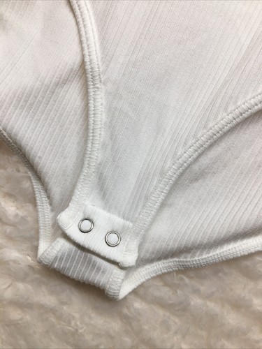 Just Be... ibbed Body Suit Cloud Dancer Ladies L Short Sleeve Snap Closure New - Picture 6 of 11