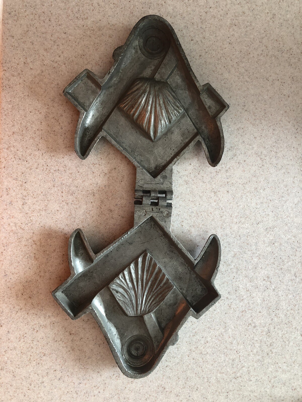 Picture 2 of 2