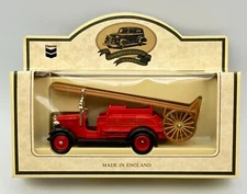 Lledo Days Gone Collection - Chevron Refinery Fire Truck - 1934 Dennis Fire Eng.