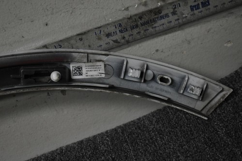 2017-2018 AUDI Q7 RIGHT SIDE WHEEL MOLDING FACTORY OEM - Picture 6 of 6