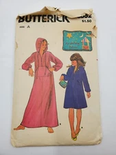 Butterick 6852 Sewing Pattern Girl's Robe & Pillow Transfer Vtg Cut Size A 7-14