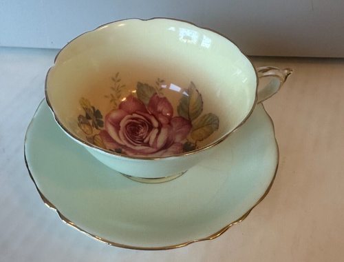 Taza de té y platillo PARAGON azul verde azulado enorme repollo rosa flotante en muy buena condición LEER Y FOTOS - Imagen 2 de 17