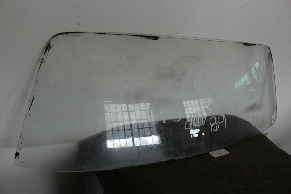 Protector de parabrisas Mopar 1968 templado Plymouth Fury 4 puertas sedán usado fabricante de equipos originales (RW87 Foto 2 de 4