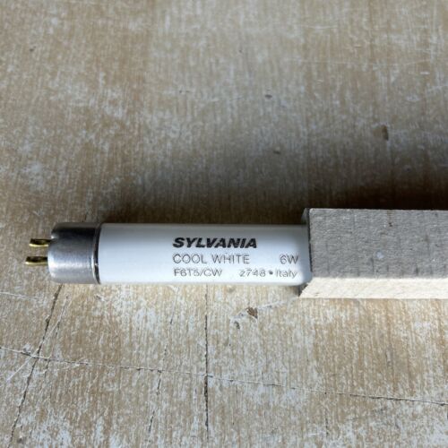 Sylvania Cool White F6T5/CW Fluorescent Bulb. Made in Italy and UK. New. - Picture 2 of 3