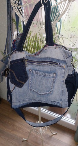 Damen Umhängetasche/Henkeltasche Upcycling Jeans - Bild 2 von 7