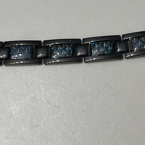 Men's Stainless Steel Magnetic 8.5" Black Bracelet with Blue Carbon Fiber Inlay - 第 4/9 張圖片