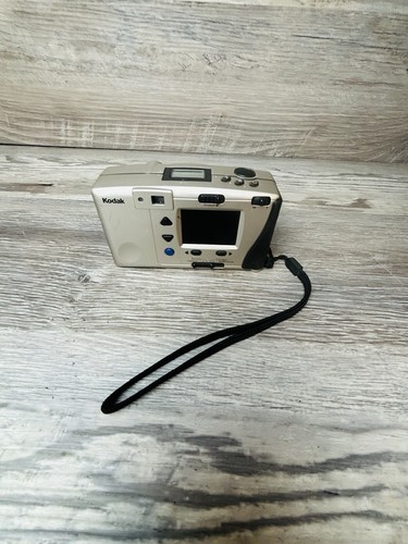 Kodak DC 215 1.0MP Digital Camera Vintage Digicam - Untested - Picture 3 of 4