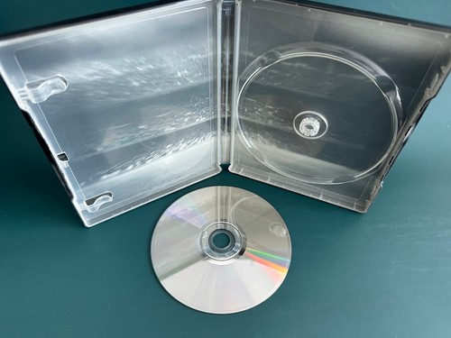 xbox 360 FIFA 16 Steelbook Edition Game (Works on US Consoles) Region Free - Picture 4 of 4