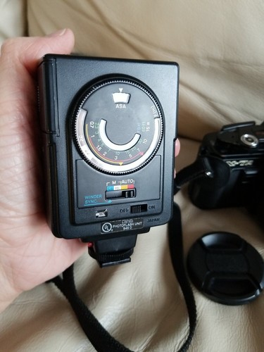  Minolta X-7A 35mm Film SLR Camera w/ Minolta 50mm MD 1.7 200x flash - Picture 2 of 14