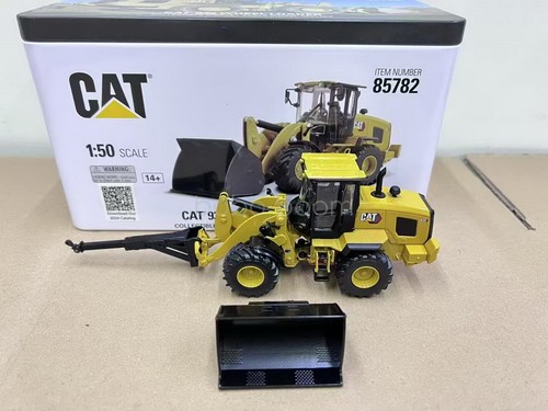 Diecast Masters 1/50 Scale CAT 938 Wheel Loader Diecast Model Toy Gift 85782 - Picture 6 of 7