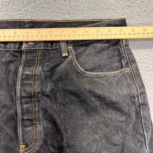 Pantalones de mezclilla Levis 501 para hombre 36x32 desteñidos negros botones mosca pierna recta lavado oscuro - Imagen 12 de 17
